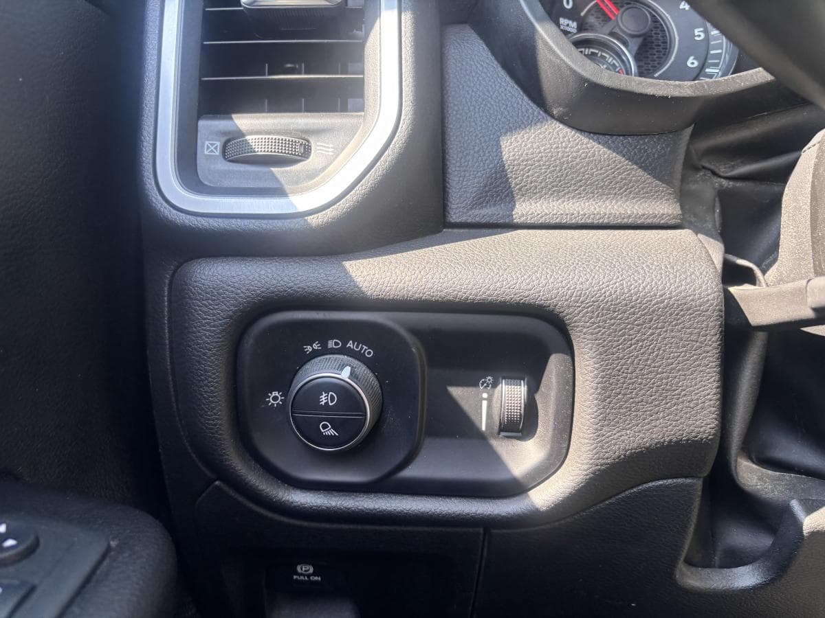RAM 1500 2023 — photo 15