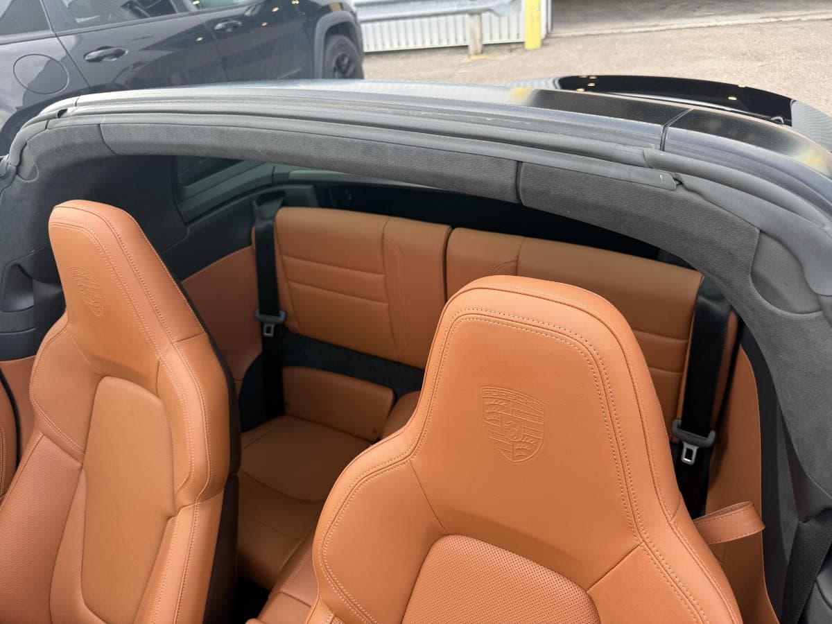 Porsche 911 2026 — photo 10