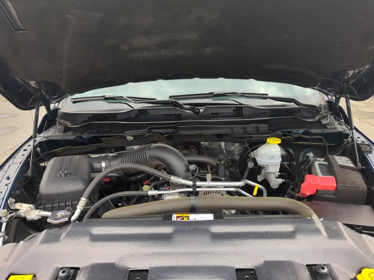 RAM 1500 Classic 2023 — photo 8