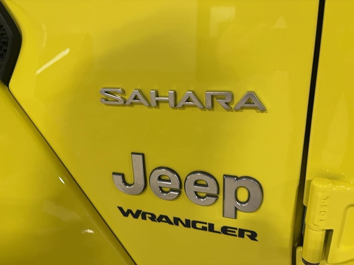 Jeep Wrangler 2023 — photo 7
