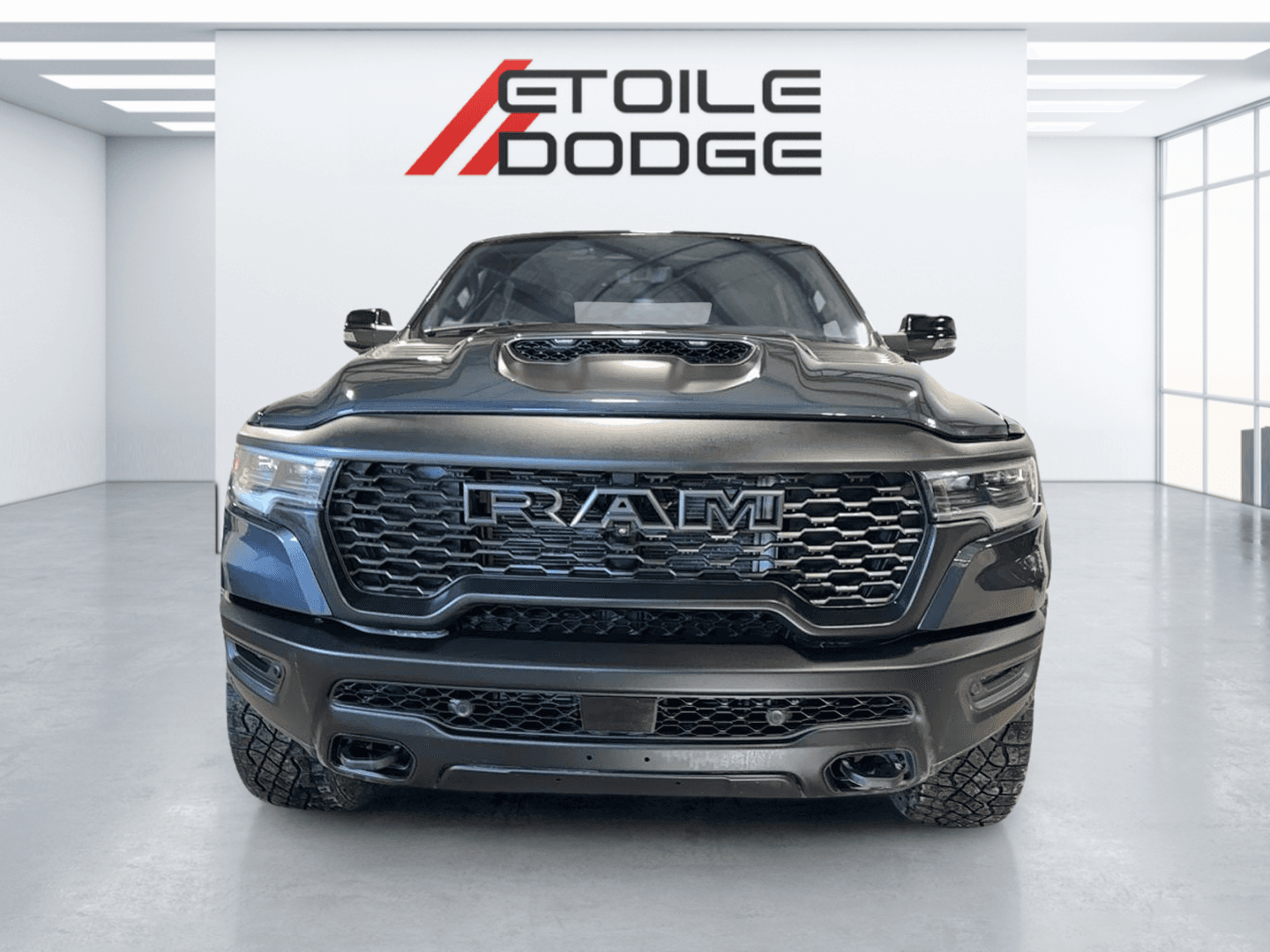 RAM 1500 2025 — photo 2