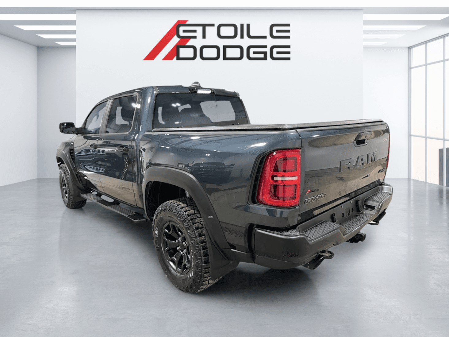 RAM 1500 2025 — photo 4