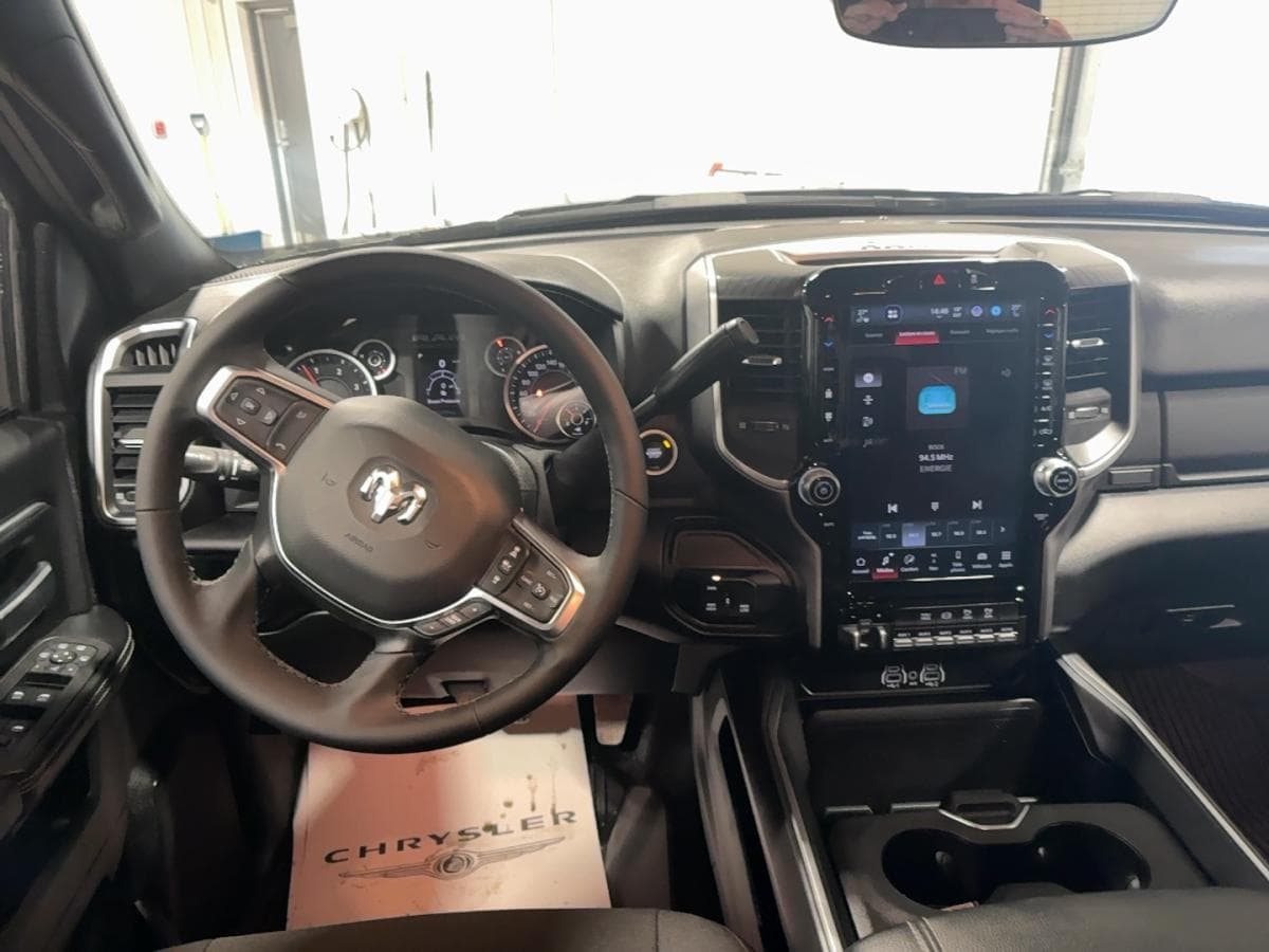 RAM 2500 2025 — photo 9
