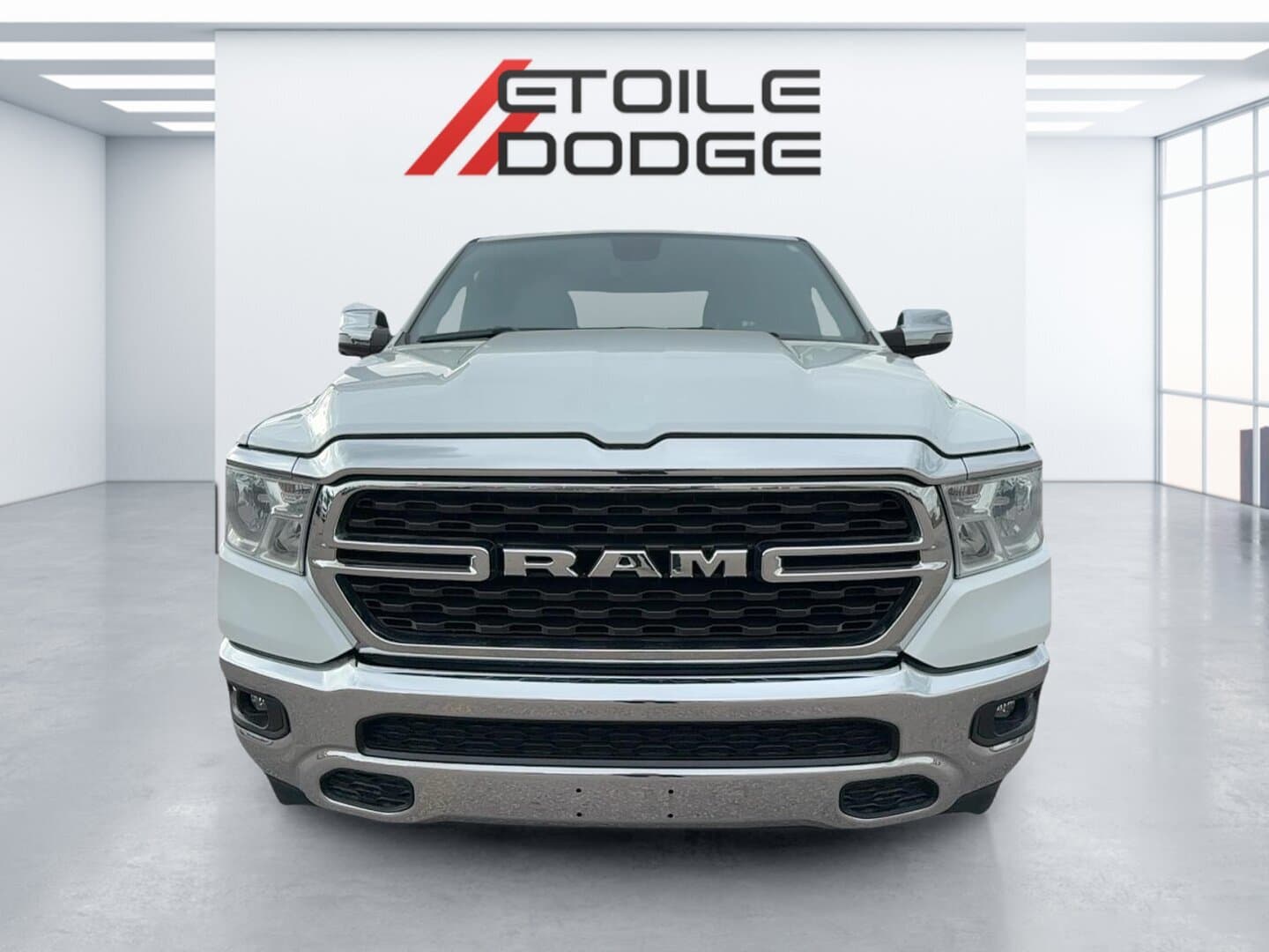 RAM 1500 2023 — photo 2