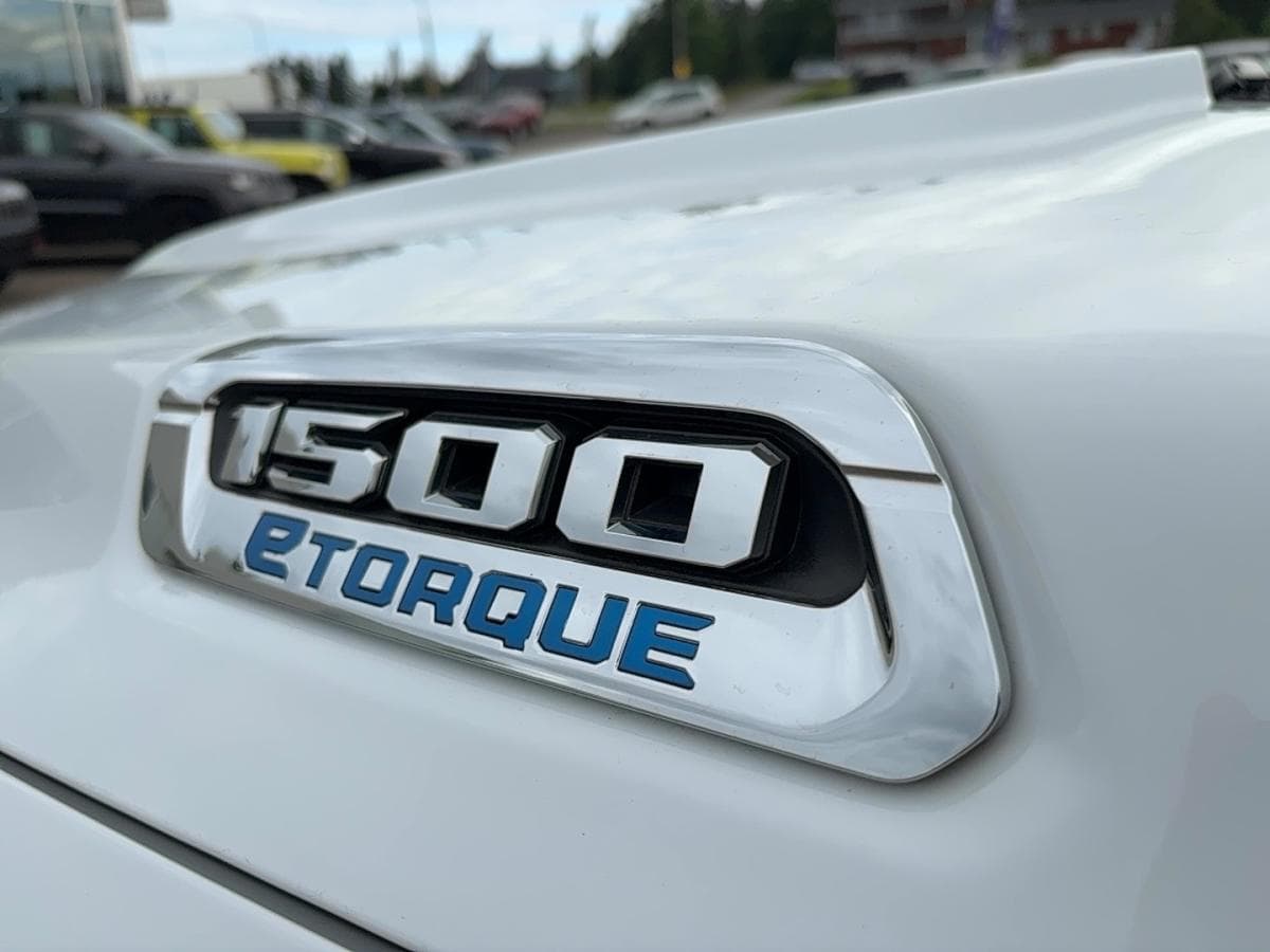 RAM 1500 2023 — photo 6