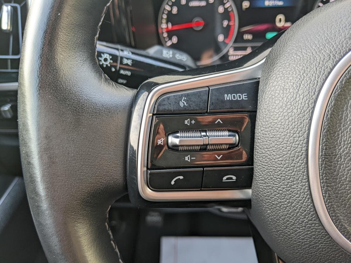 Kia Sorento 2023 — photo 13