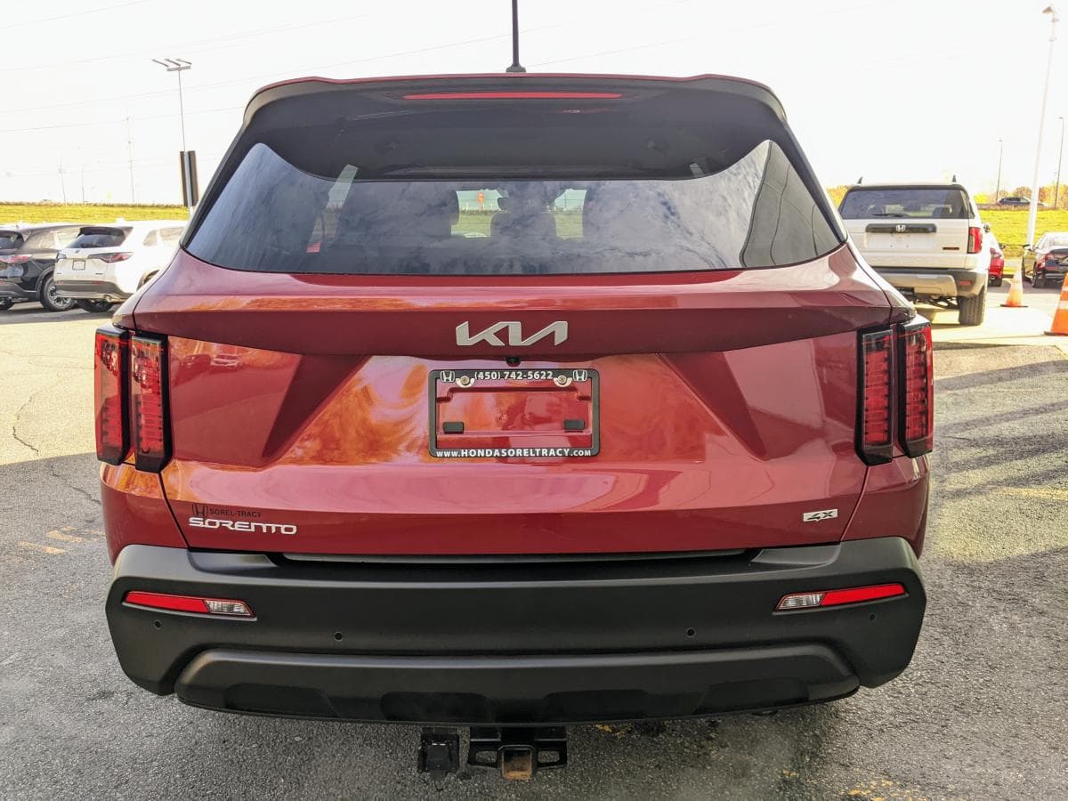Kia Sorento 2023 — photo 4