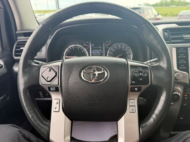 Toyota 4Runner 2023 — photo 13