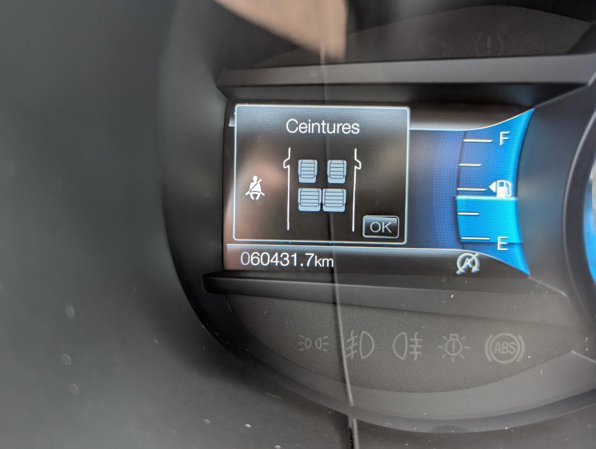 Ford Edge 2023 — photo 12
