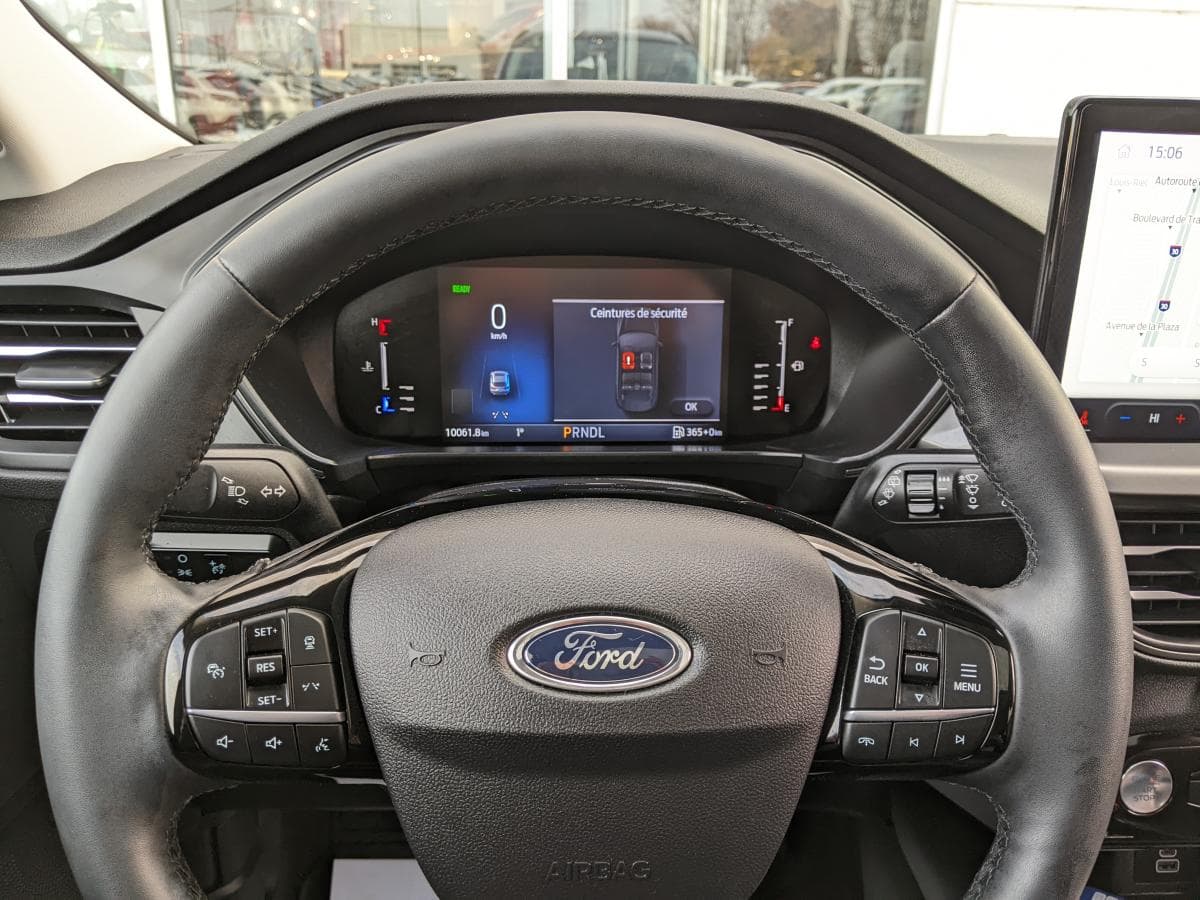 Ford Escape Plug-in Hybrid 2024 — photo 12