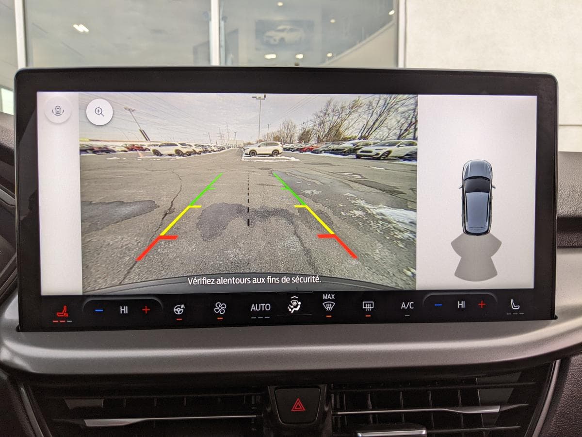 Ford Escape Plug-in Hybrid 2024 — photo 15