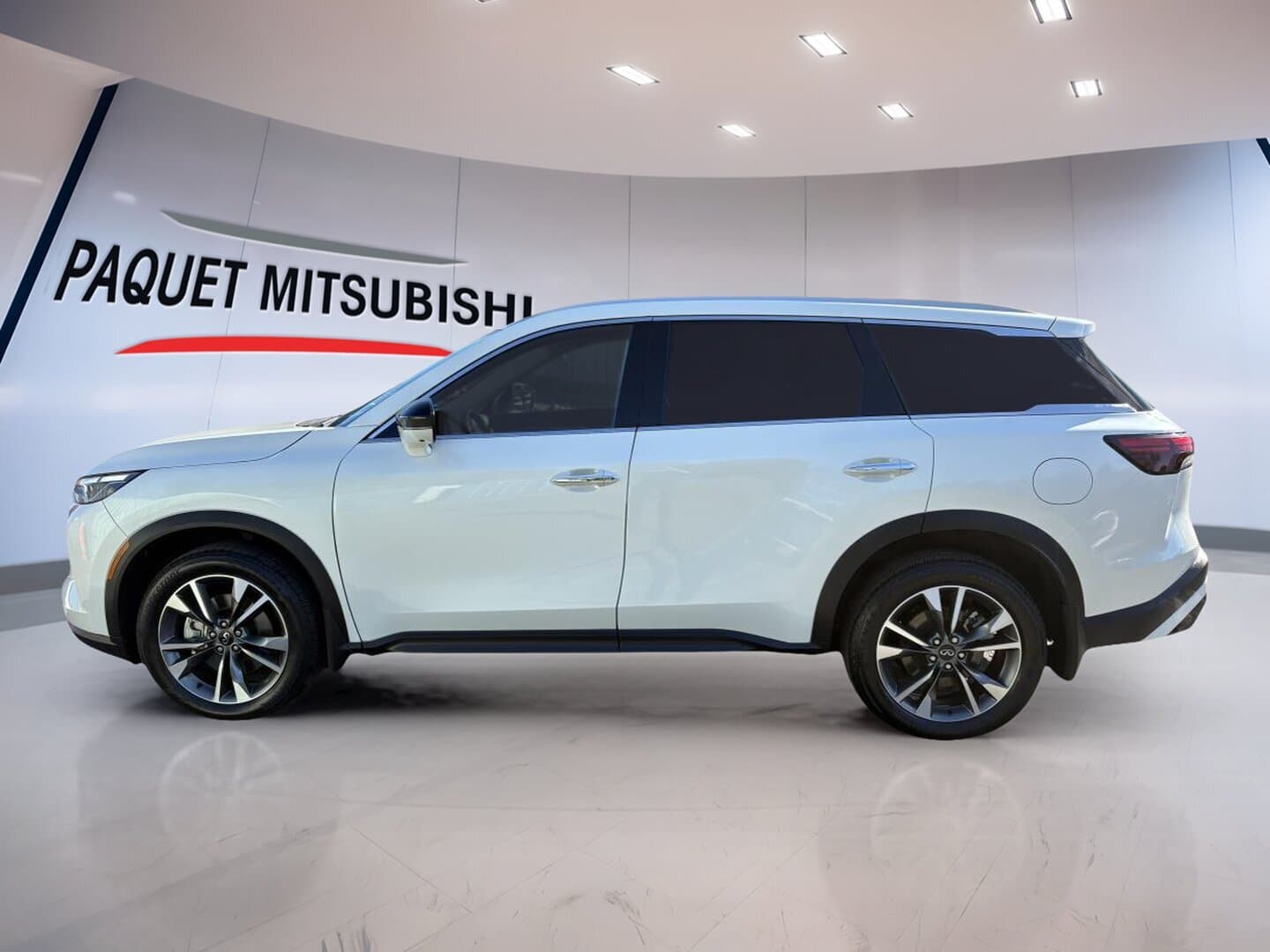Infiniti QX60 2025 — photo 8
