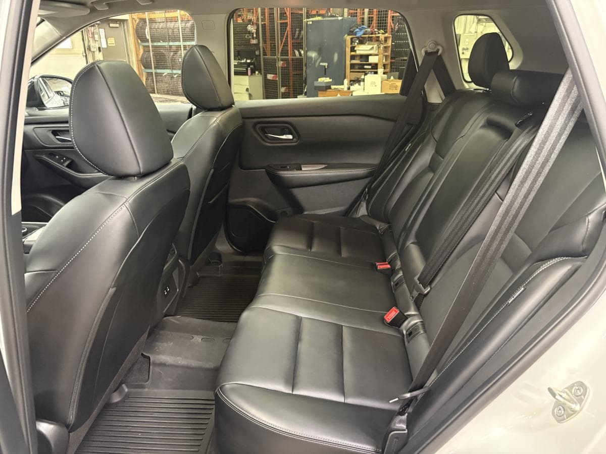 Nissan Rogue 2025 — photo 12
