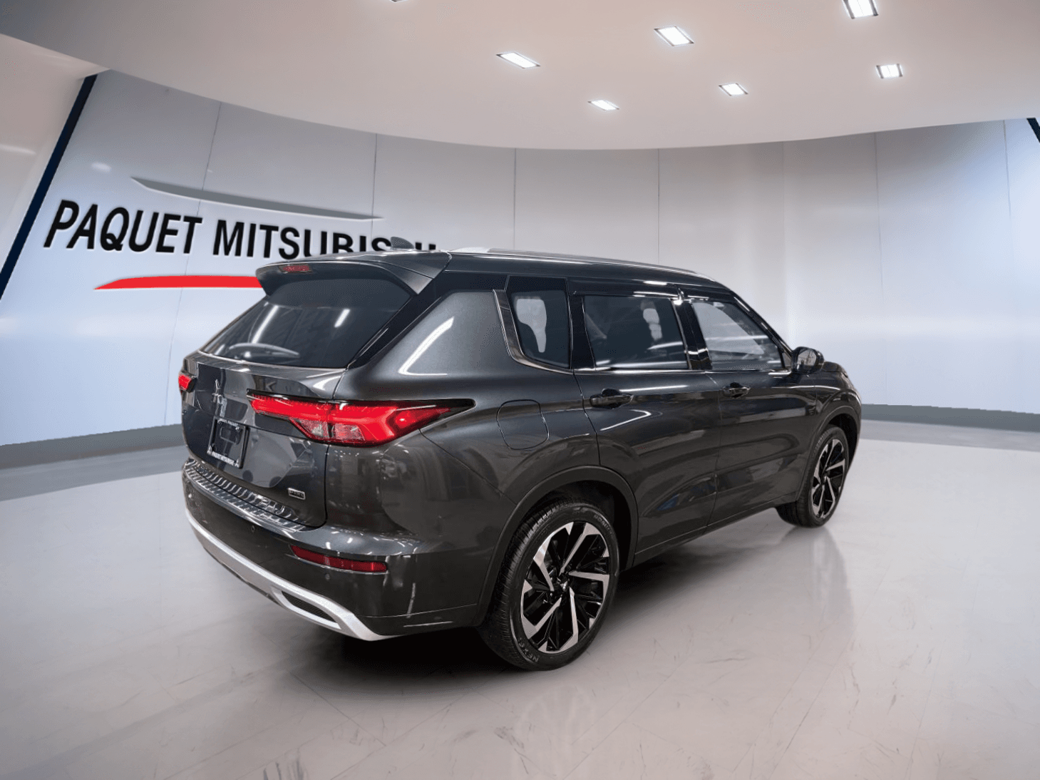 Mitsubishi Outlander 2024 — photo 5