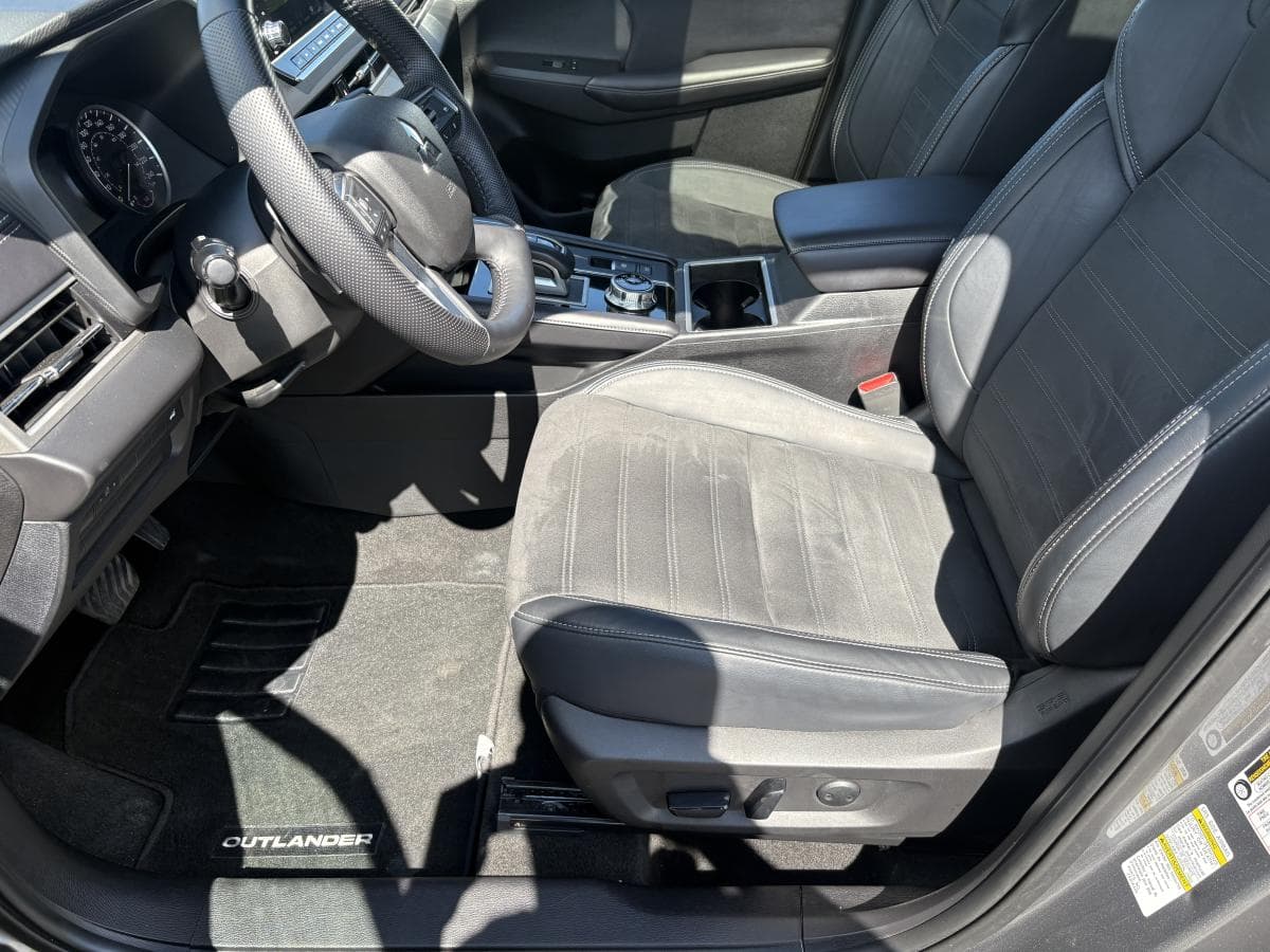 Mitsubishi Outlander 2024 — photo 10
