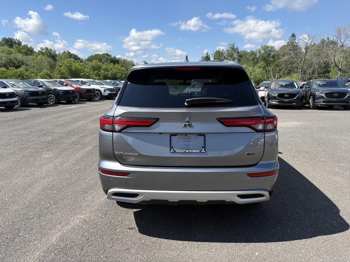 Mitsubishi Outlander 2024 — photo 6