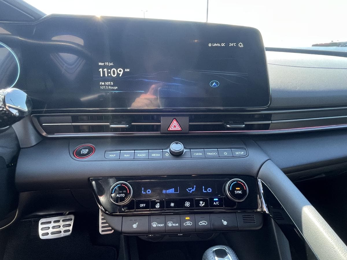 Hyundai Elantra 2024 — photo 17