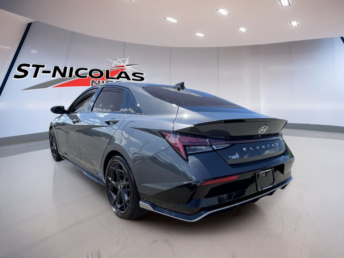 Hyundai Elantra 2024 — photo 4