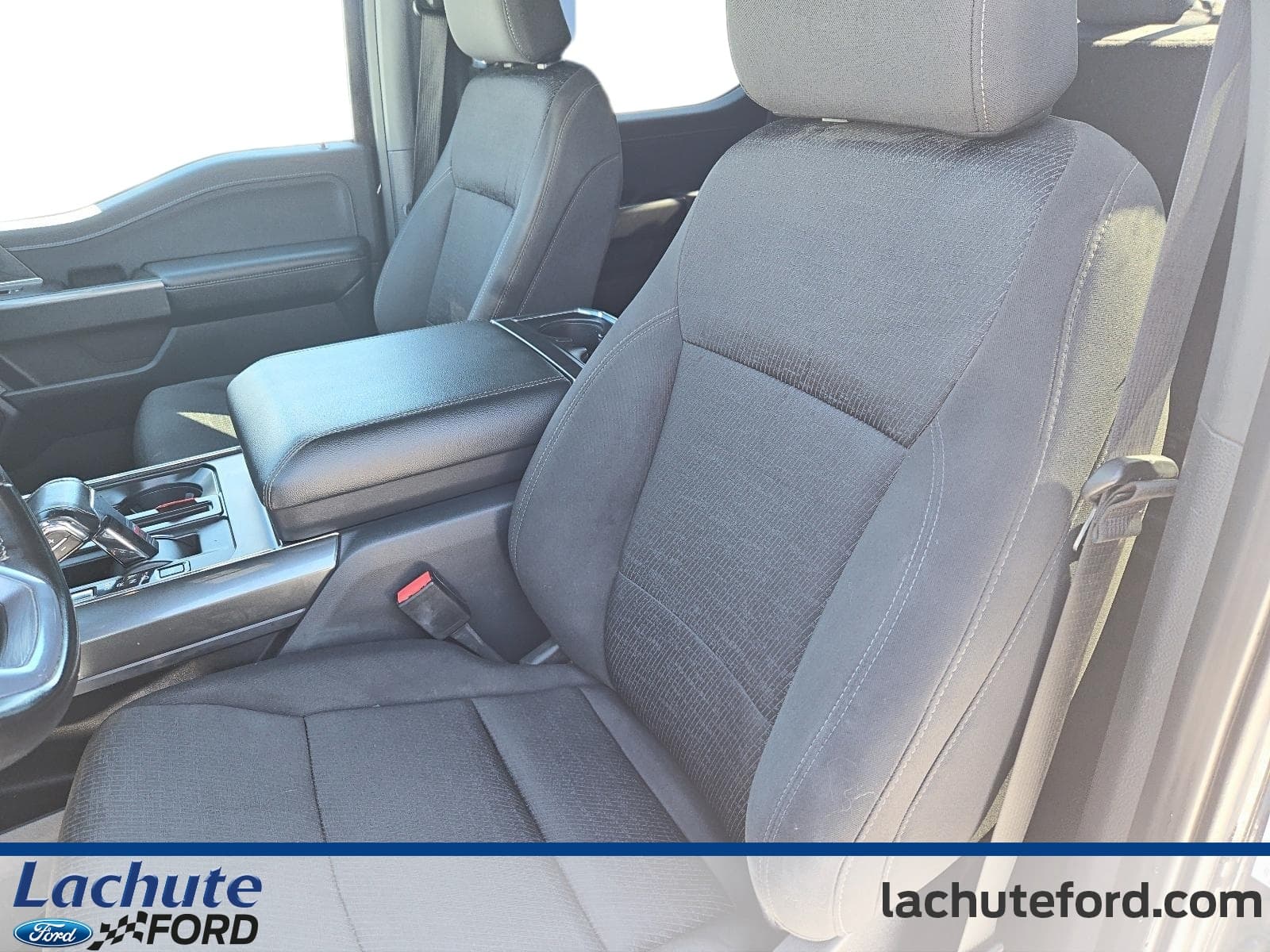 Ford F-150 2023 — photo 10