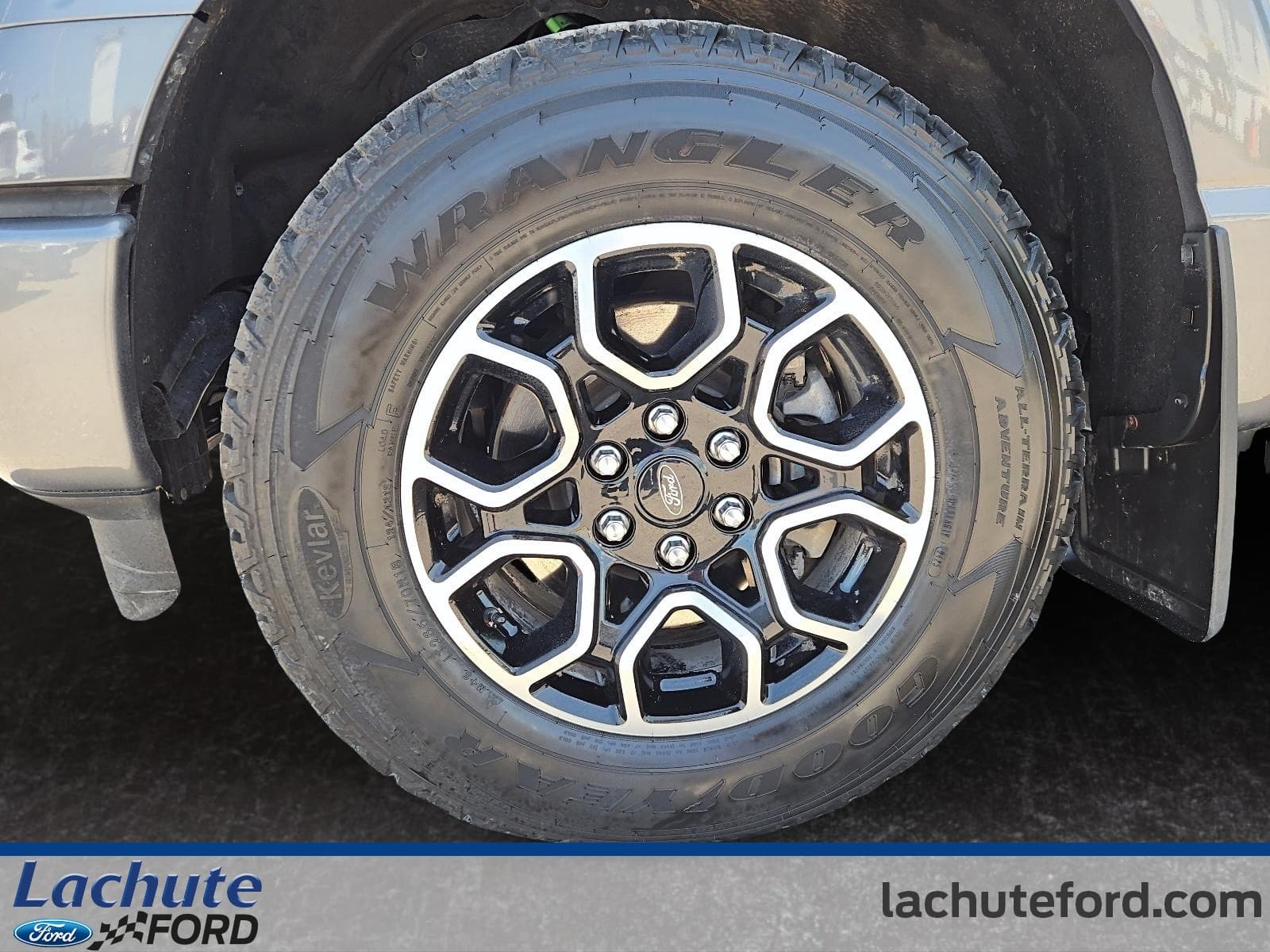 Ford F-150 2023 — photo 8