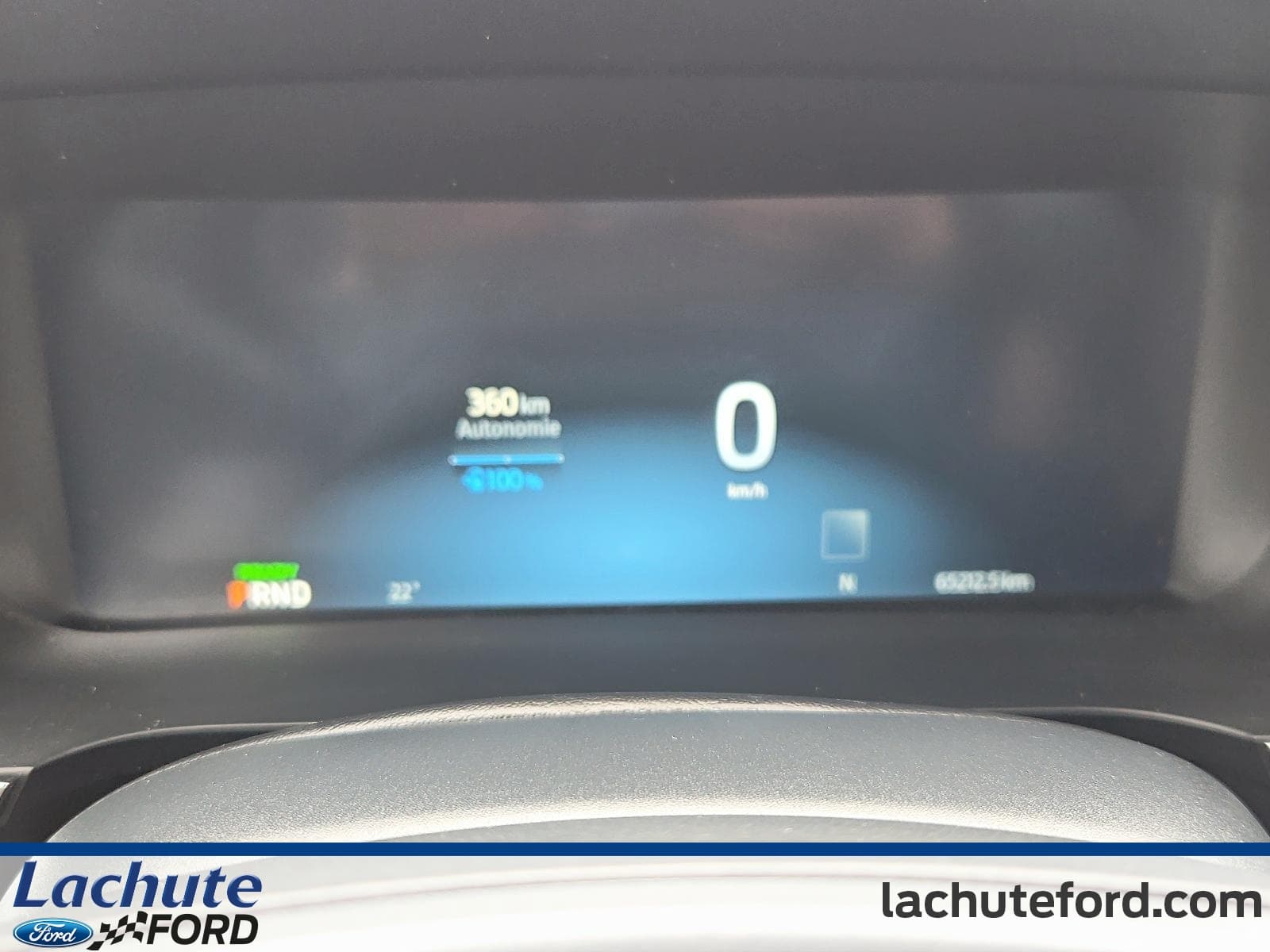 Ford F-150 Lightning 2023 — photo 15