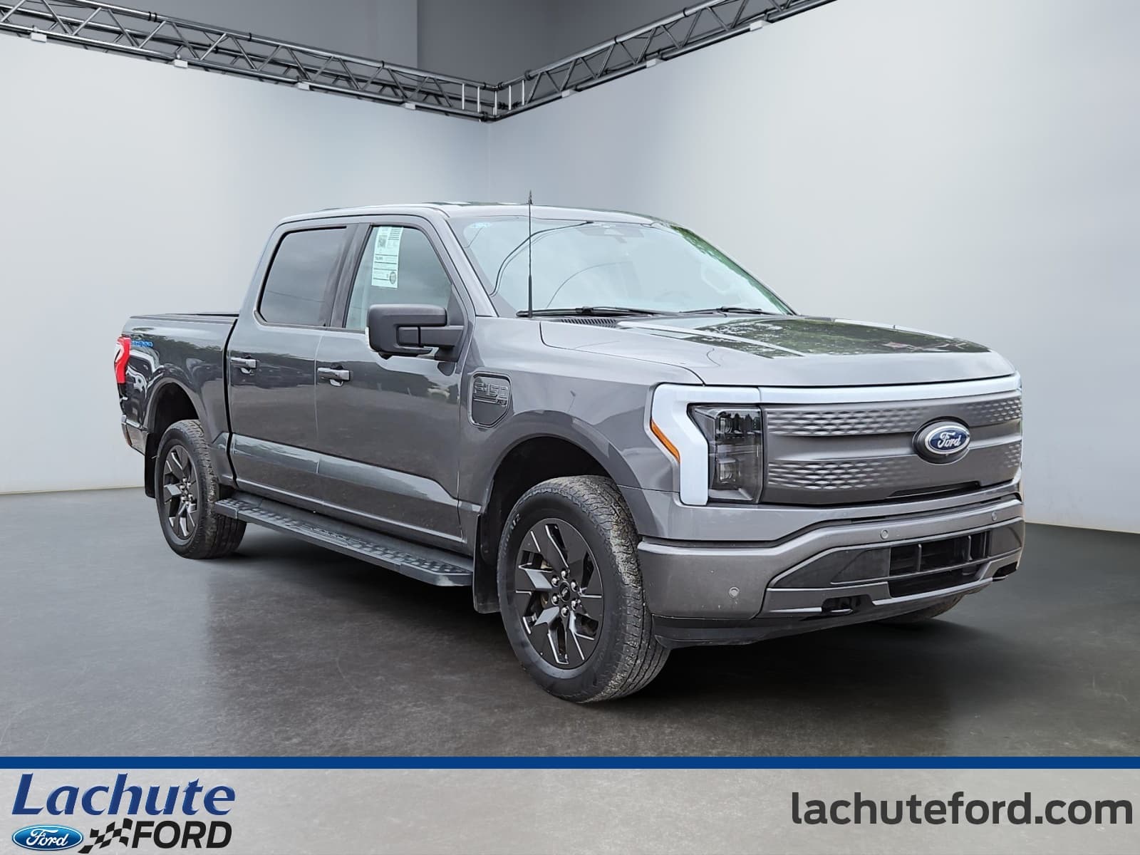 Ford F-150 Lightning 2023 — photo 4
