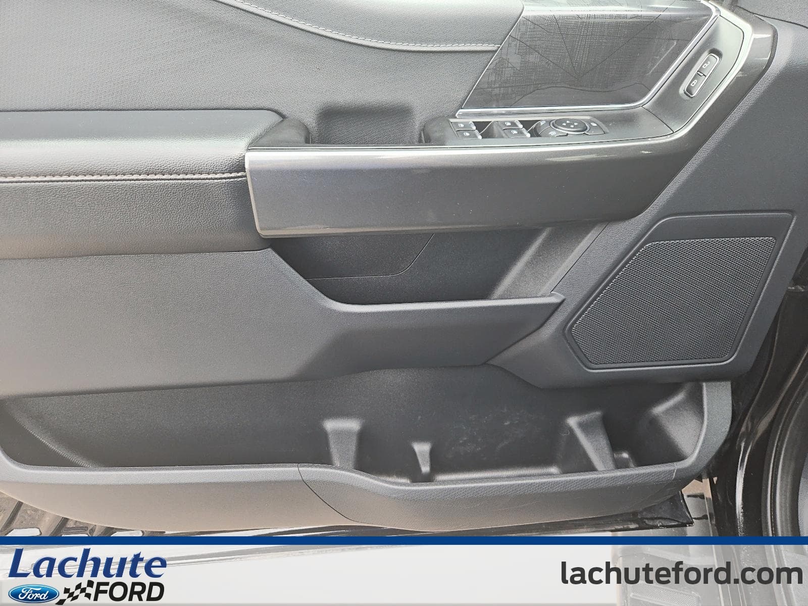Ford F-150 2023 — photo 12