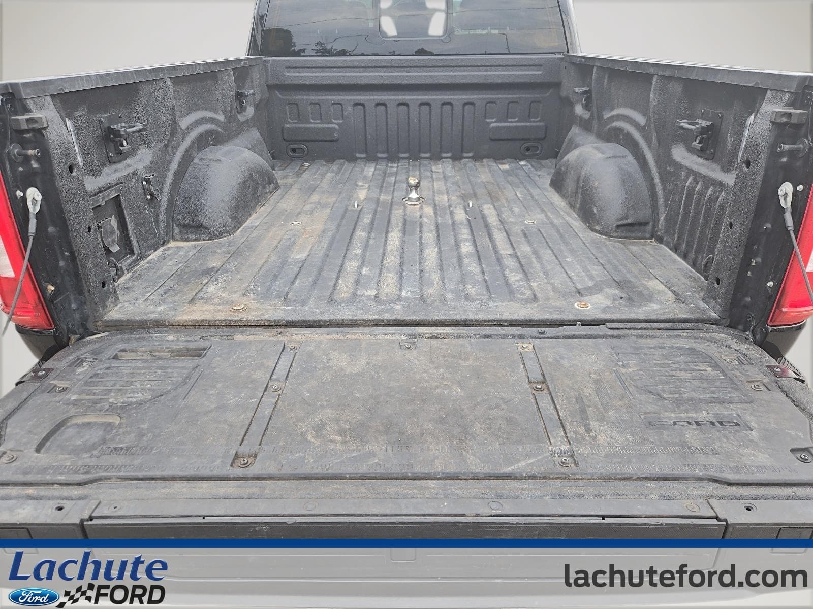 Ford F-150 2023 — photo 18