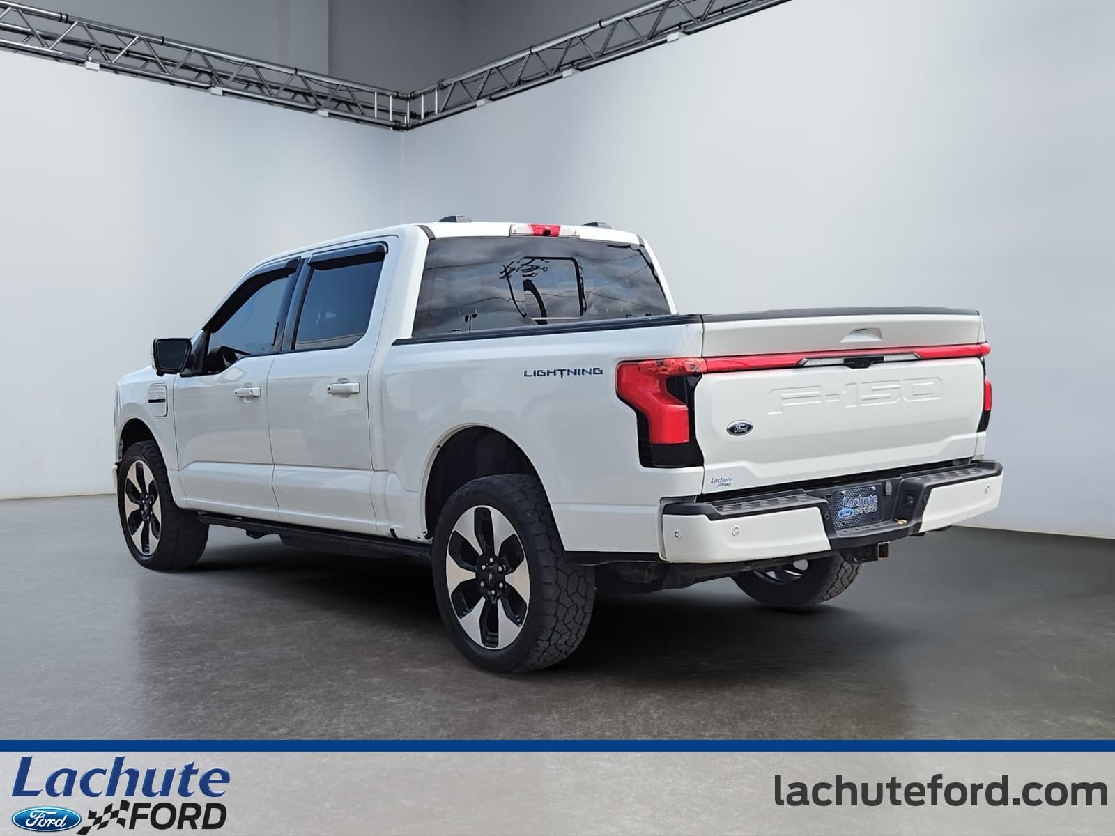 Ford F-150 Lightning 2023 — photo 6