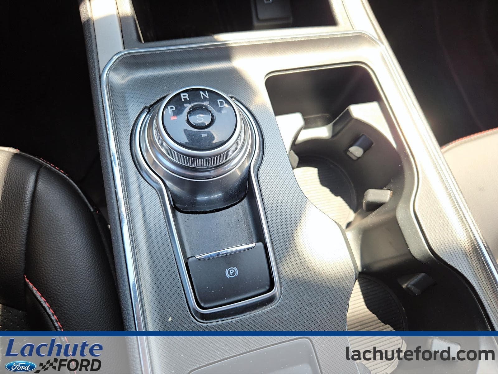 Ford Edge 2024 — photo 15
