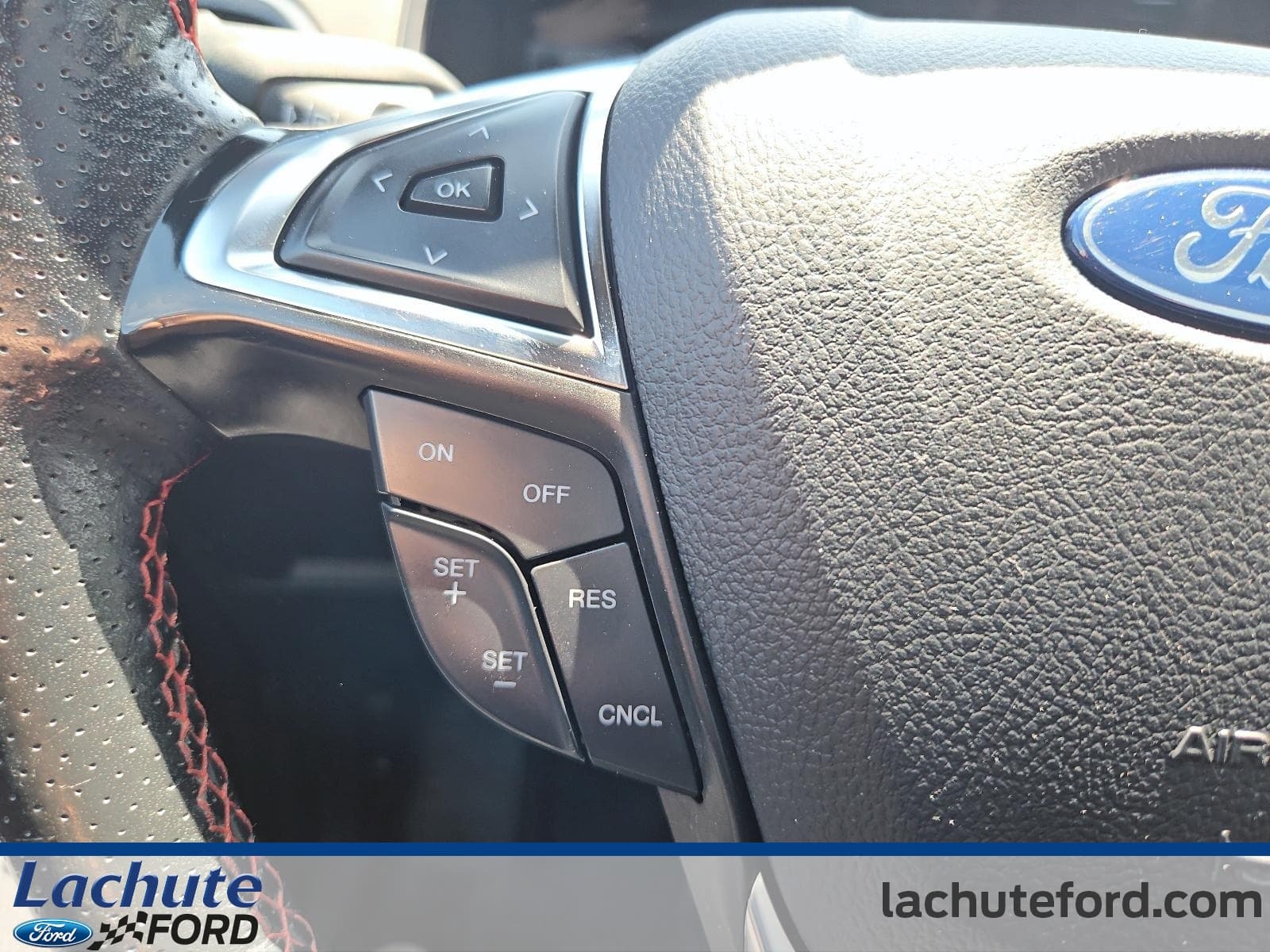 Ford Edge 2024 — photo 20