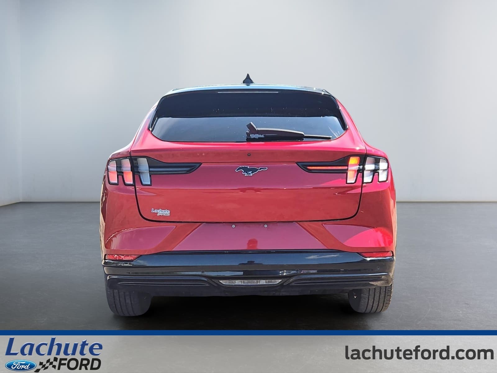 Ford Mustang Mach-E 2023 — photo 5