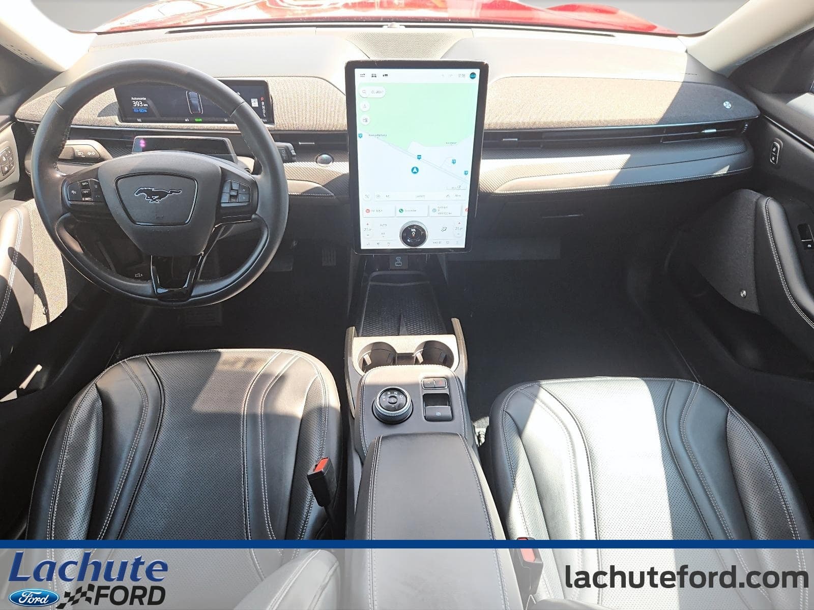 Ford Mustang Mach-E 2023 — photo 10