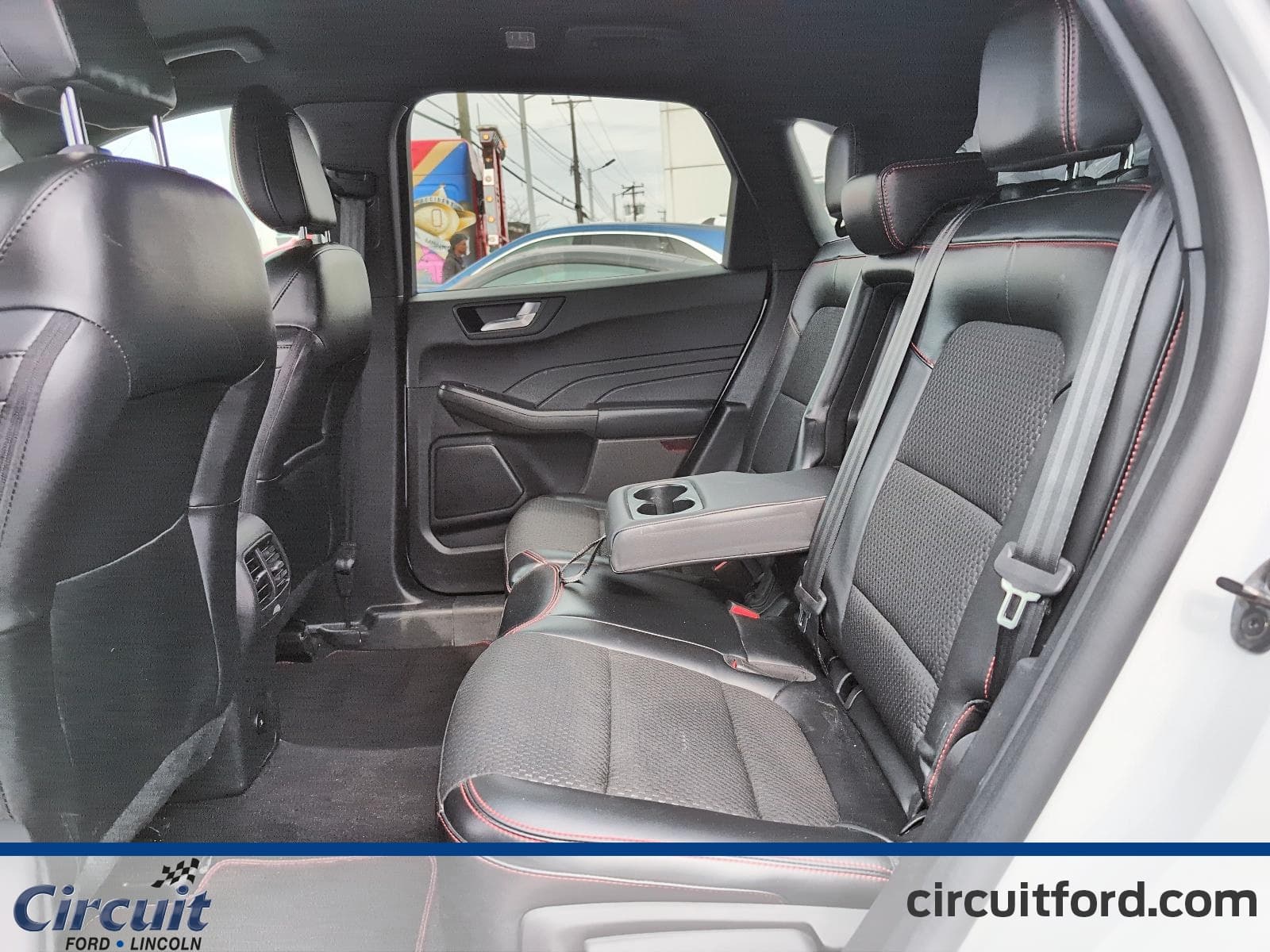 Ford Escape 2023 — photo 18