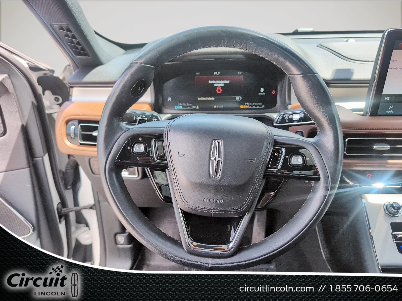 Lincoln Aviator 2023 — photo 12