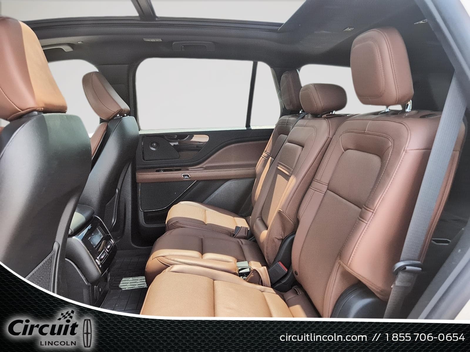 Lincoln Aviator 2023 — photo 9