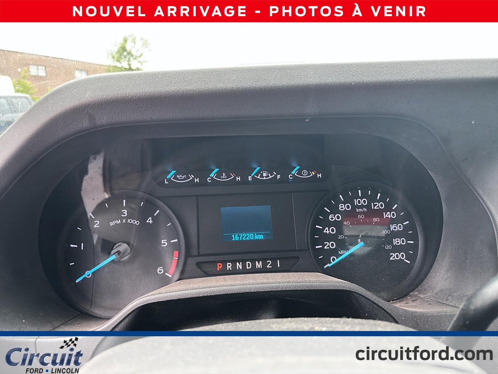 Ford E-450 2023 — photo 4