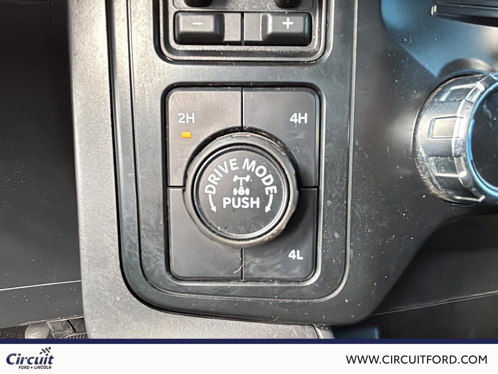 Ford F-150 2024 — photo 17