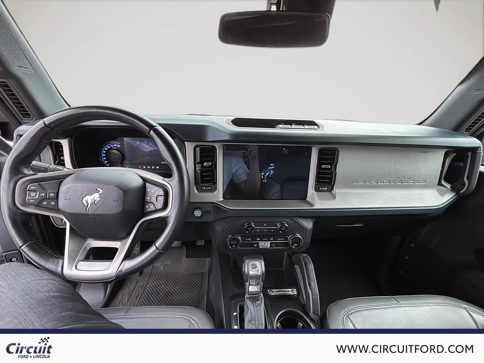 Ford Bronco 2024 — photo 11