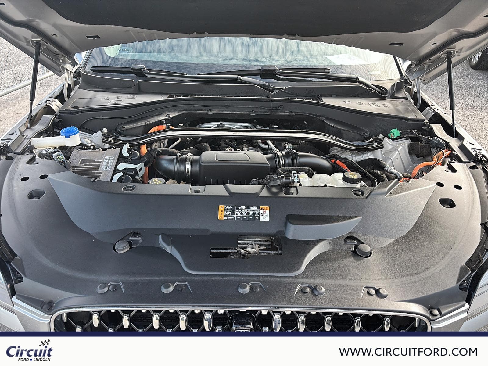 Lincoln Aviator 2023 — photo 10