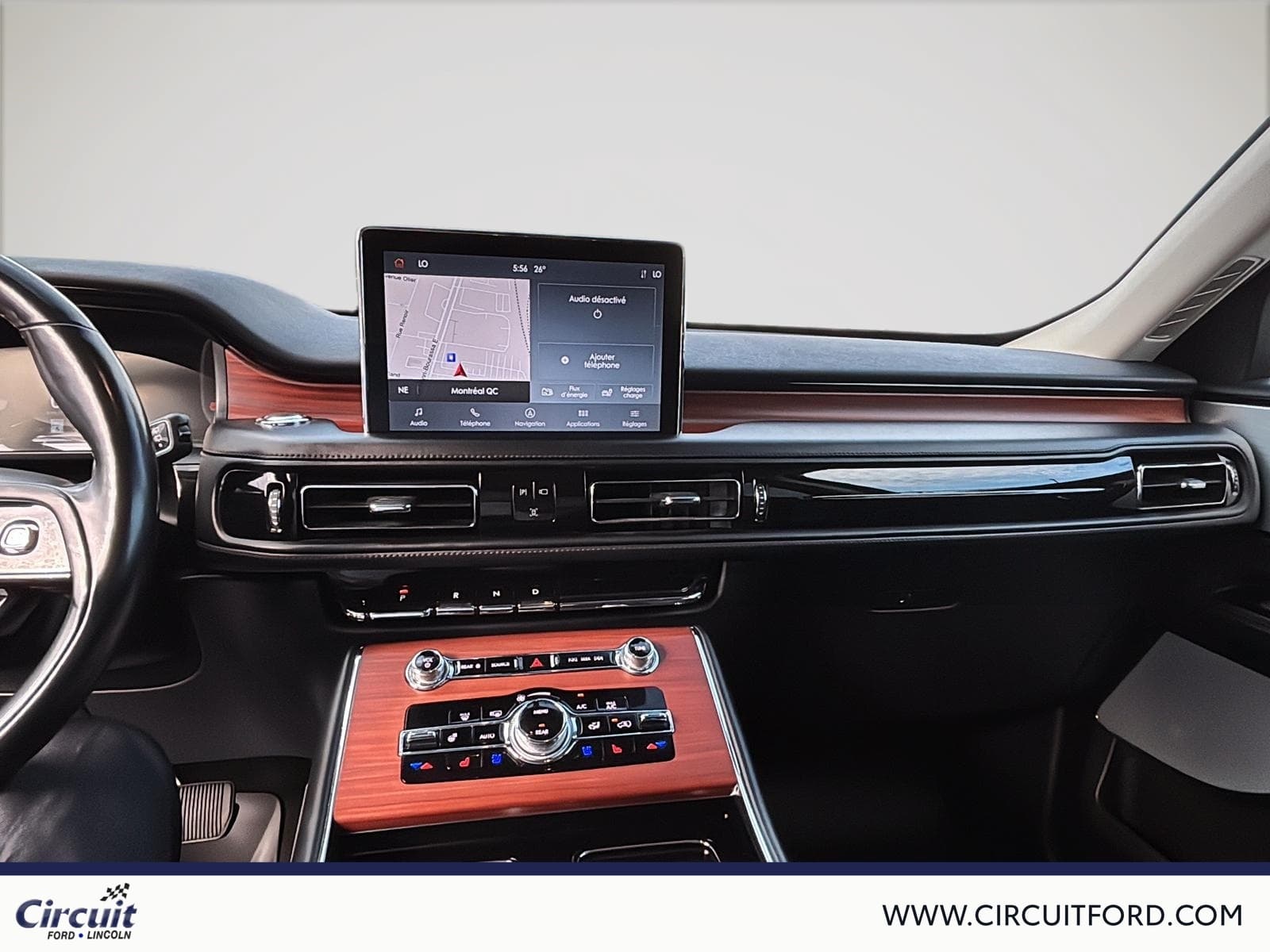 Lincoln Aviator 2023 — photo 16