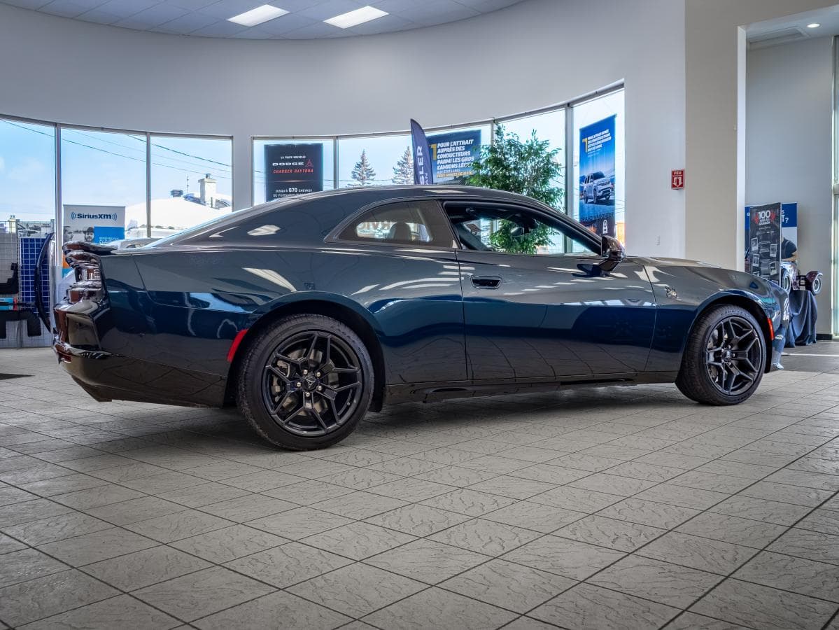 Dodge Charger 2026 — photo 3