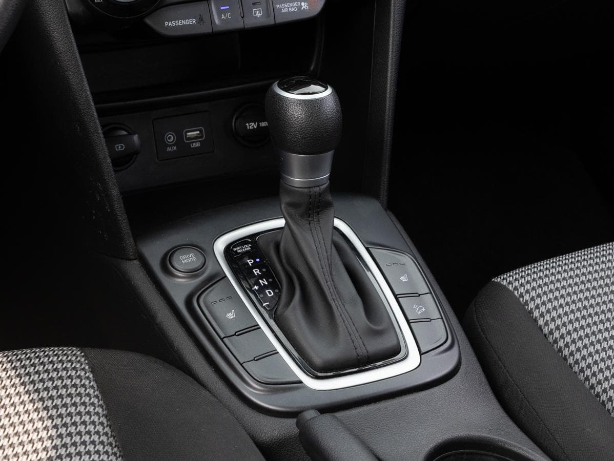 Hyundai Kona 2021 — photo 17