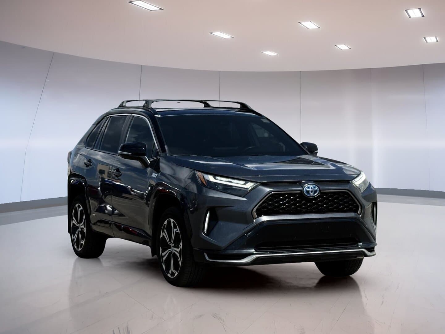 Toyota RAV4 Prime XSE 2023 — photo 9