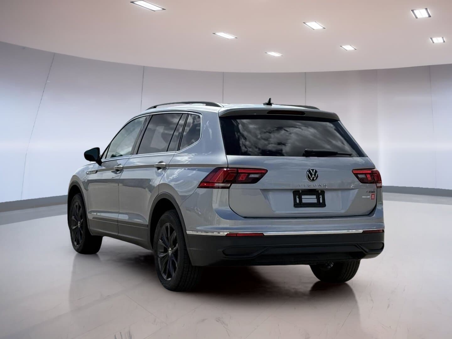 Volkswagen Tiguan Comfortline 2024 — photo 5