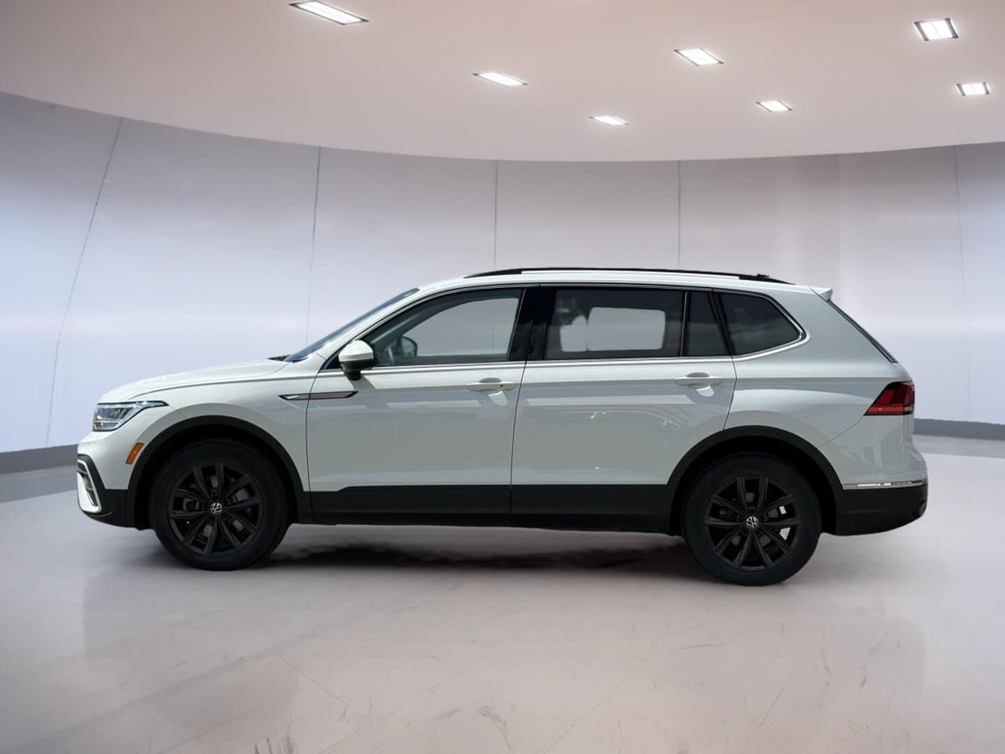Volkswagen Tiguan Comfortline 2024 — photo 3