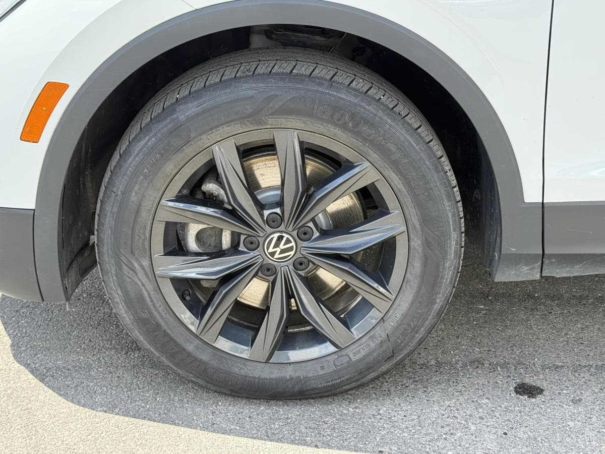 Volkswagen Tiguan Comfortline 2024 — photo 9