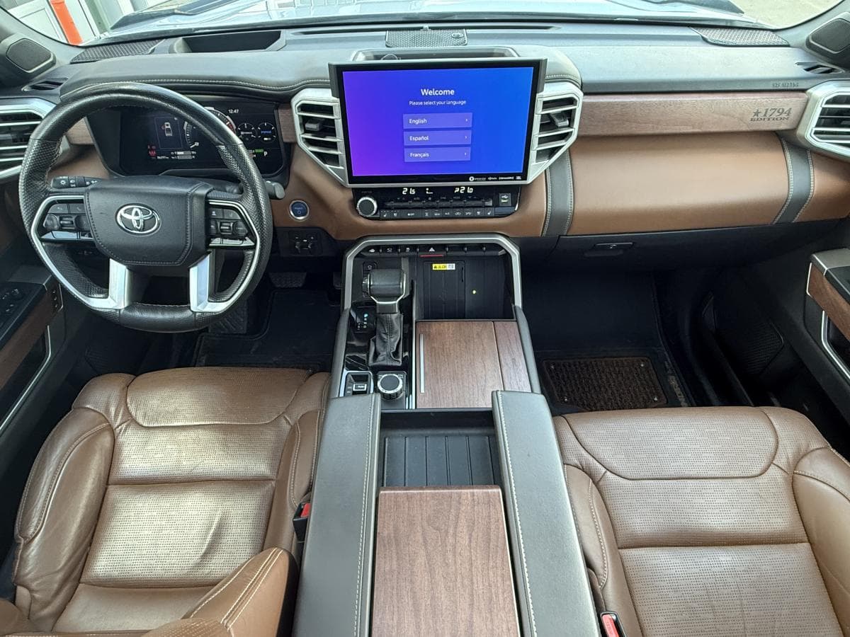 Toyota Tundra Platinum Hybrid 2024 — photo 15