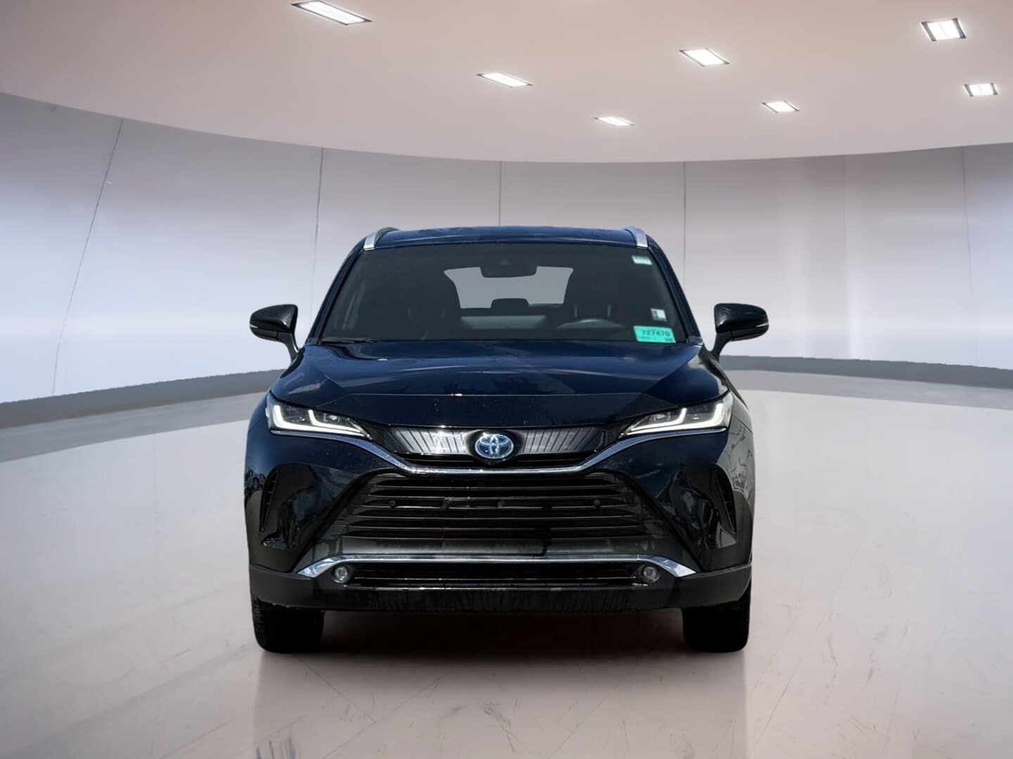 Toyota Venza XLE 2024 — photo 2