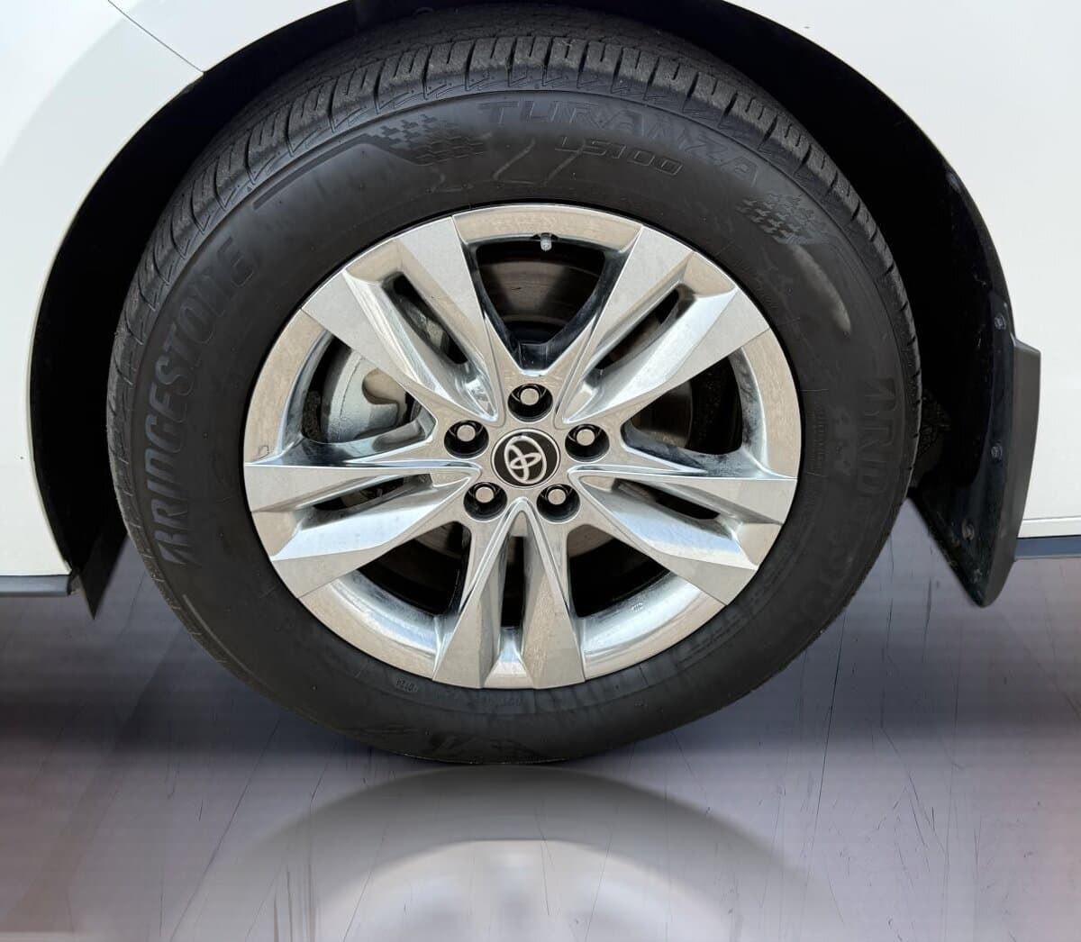 Toyota Sienna Limited 2024 — photo 9